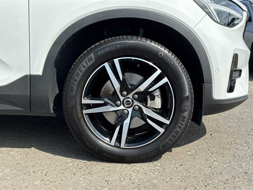 Volvo XC40 2.0 B3p Plus Dark White #6