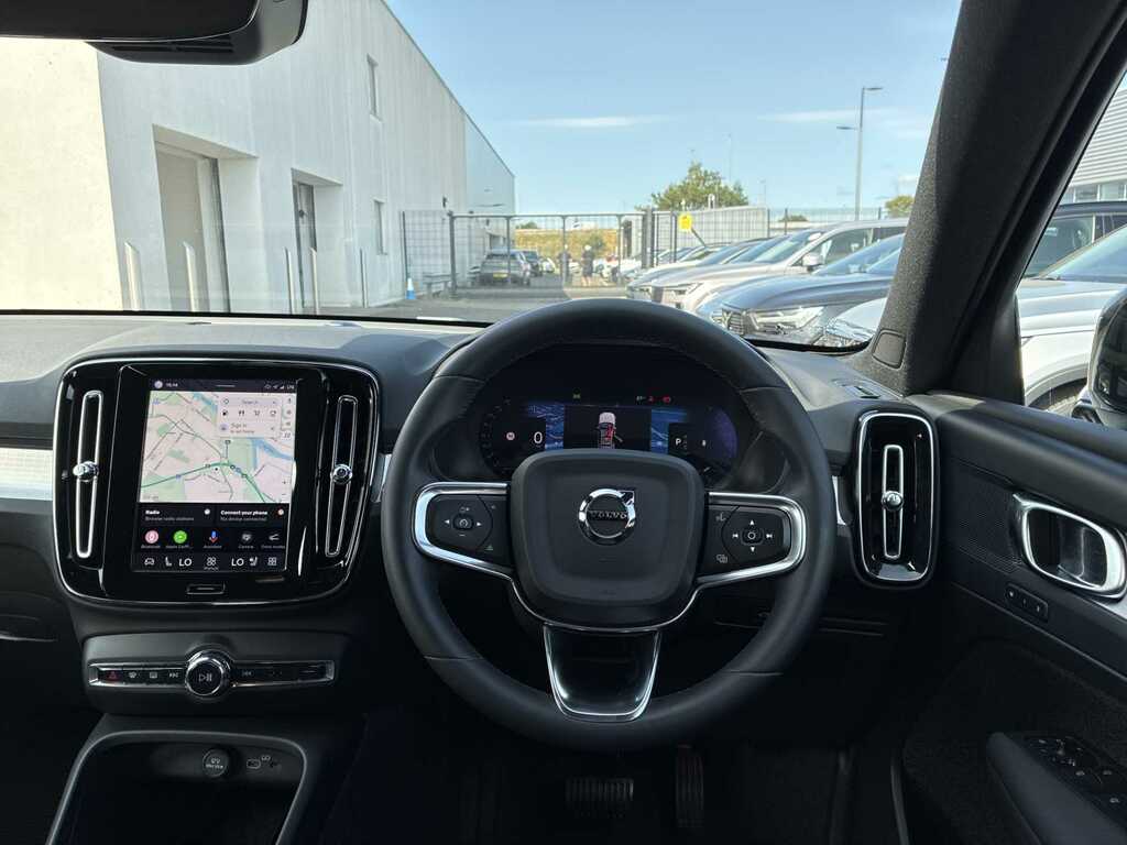 Volvo XC40 2.0 B3p Plus Dark Grey #31