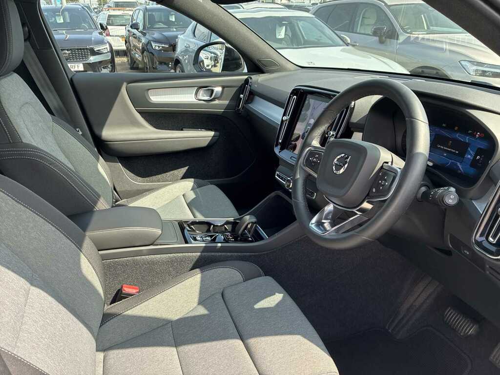 Volvo XC40 2.0 B3p Plus Dark Grey #9
