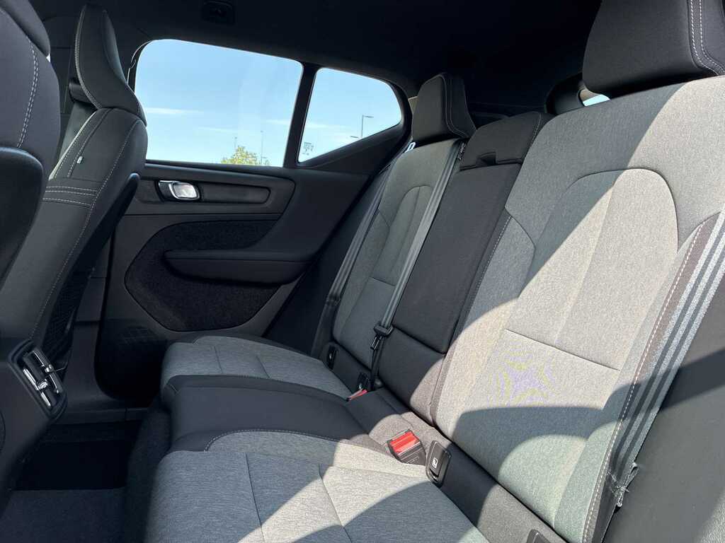 Volvo XC40 2.0 B3p Plus Dark Grey #15