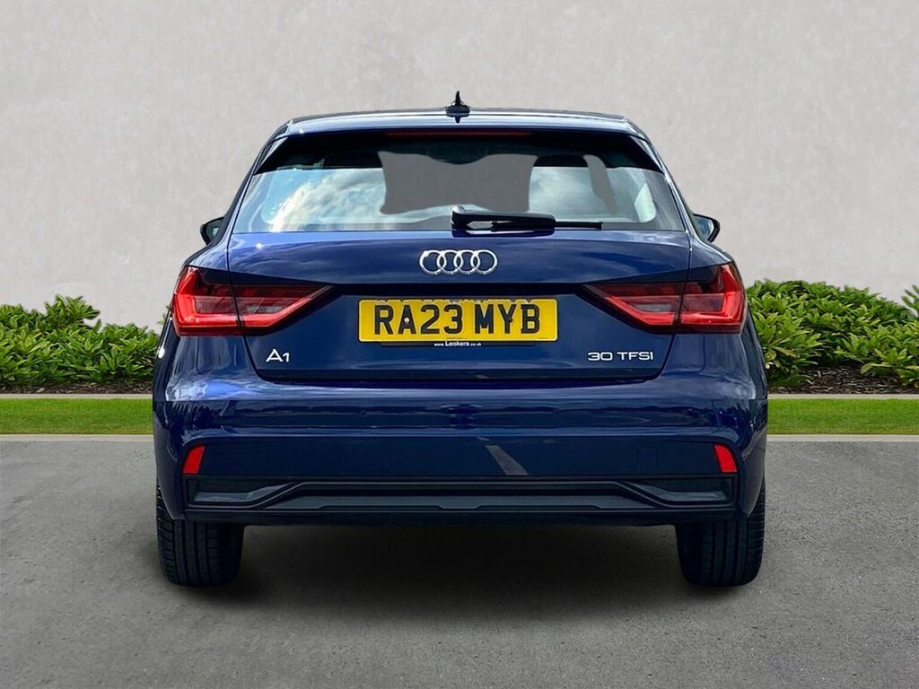 Audi A1 1.0 Tfsi 30 Sport Sportback Euro Blue #4