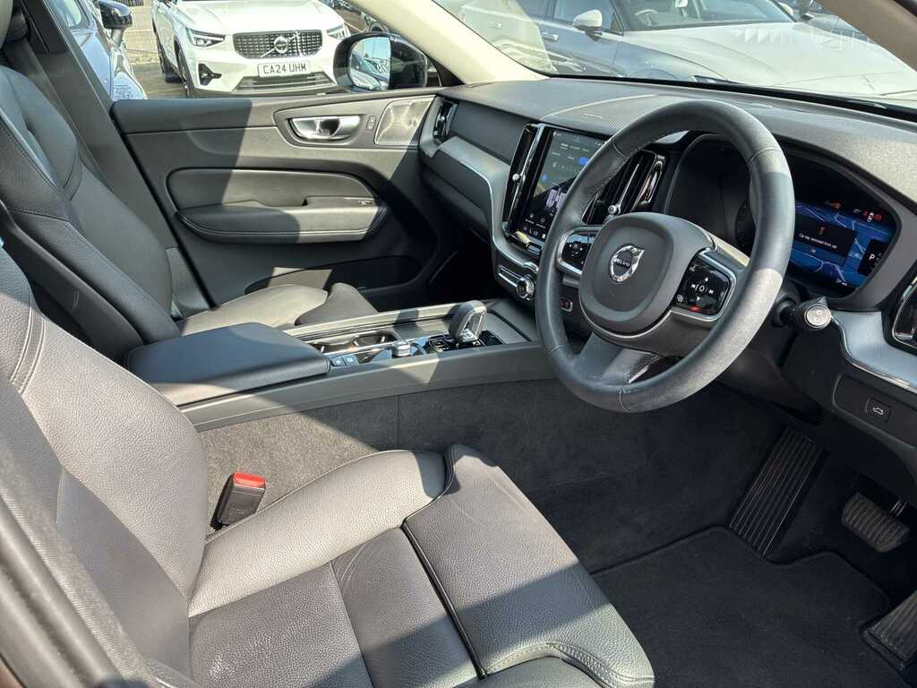 Volvo XC60 2.0 B5p Plus Dark Grey #8
