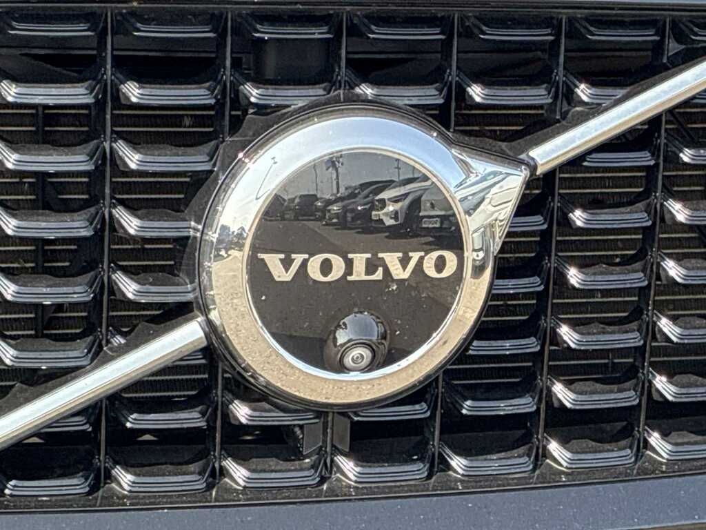 Volvo XC60 2.0 B5p Plus Dark Awd Geartronic Grey #3