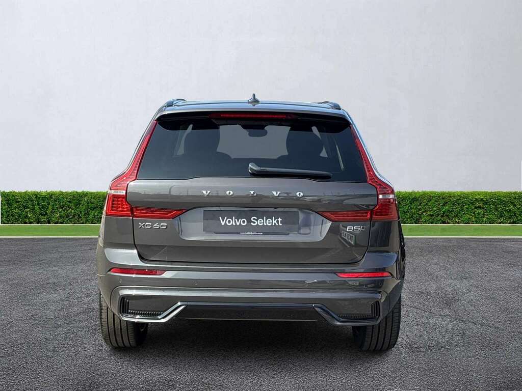 Volvo XC60 2.0 B5p Plus Dark Grey #34