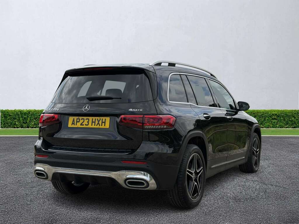 Mercedes-Benz GLB Class Glb 220D 4Matic Amg Line Premium 8G-tronic Black #3