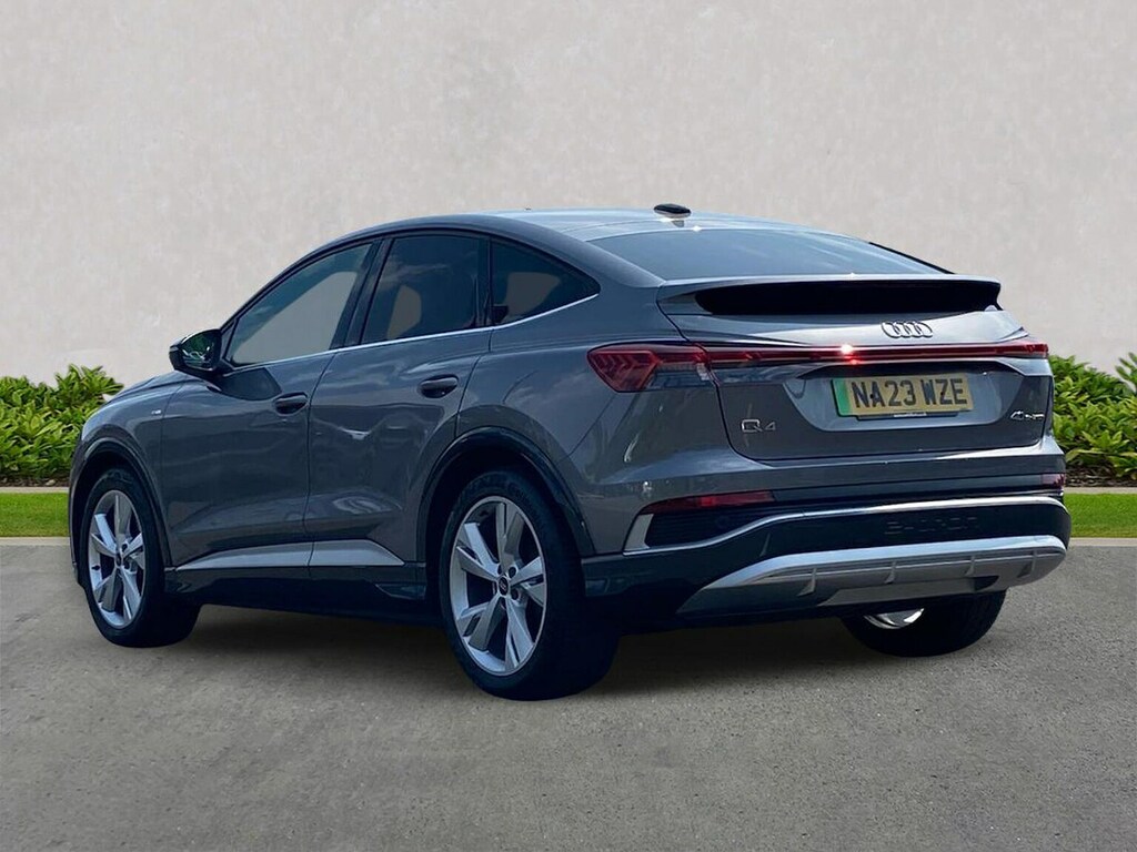 Audi Q4 E Tron 40 S Line Sportback 82Kwh 204 P Grey #2