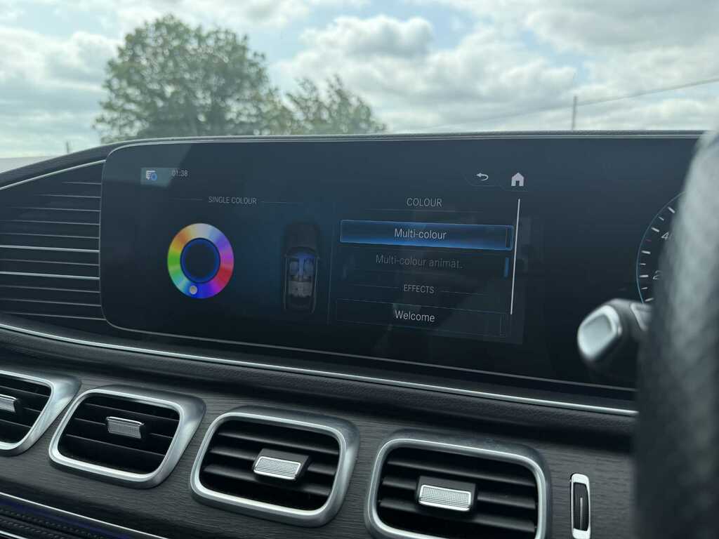 Mercedes-Benz GLE Class E Amg Line Premium Plus Red #31