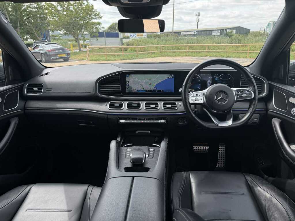 Mercedes-Benz GLE Class E Amg Line Premium Plus Red #40
