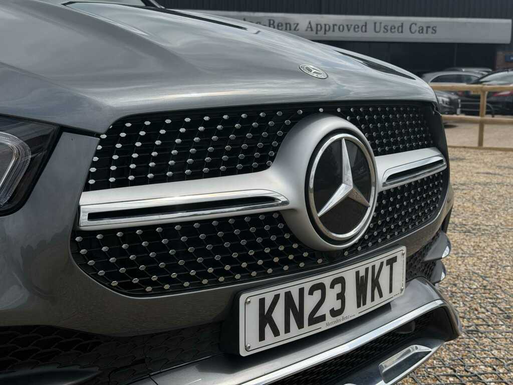 Mercedes-Benz GLE Class E Amg Line Premium Plus Red #10