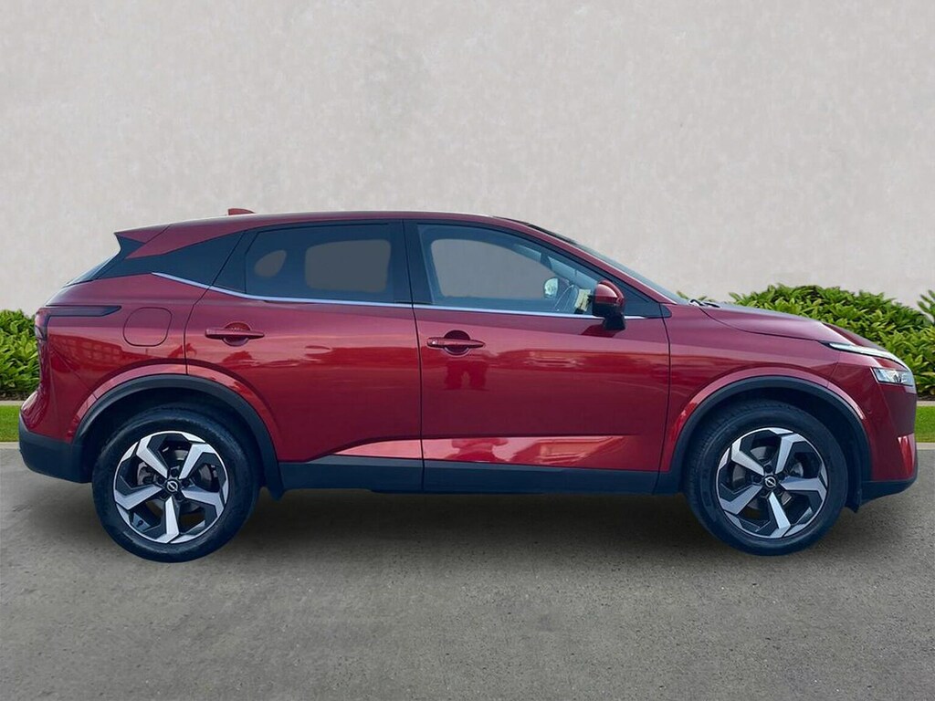 Nissan Qashqai 1.3 Dig-t Mhev N-connecta Suv Hybrid Xt GP72KAX Red #3