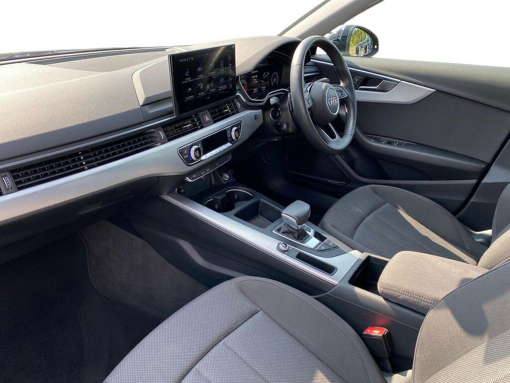 Audi A4 35 Tdi Black Edition S Tronic Red #7