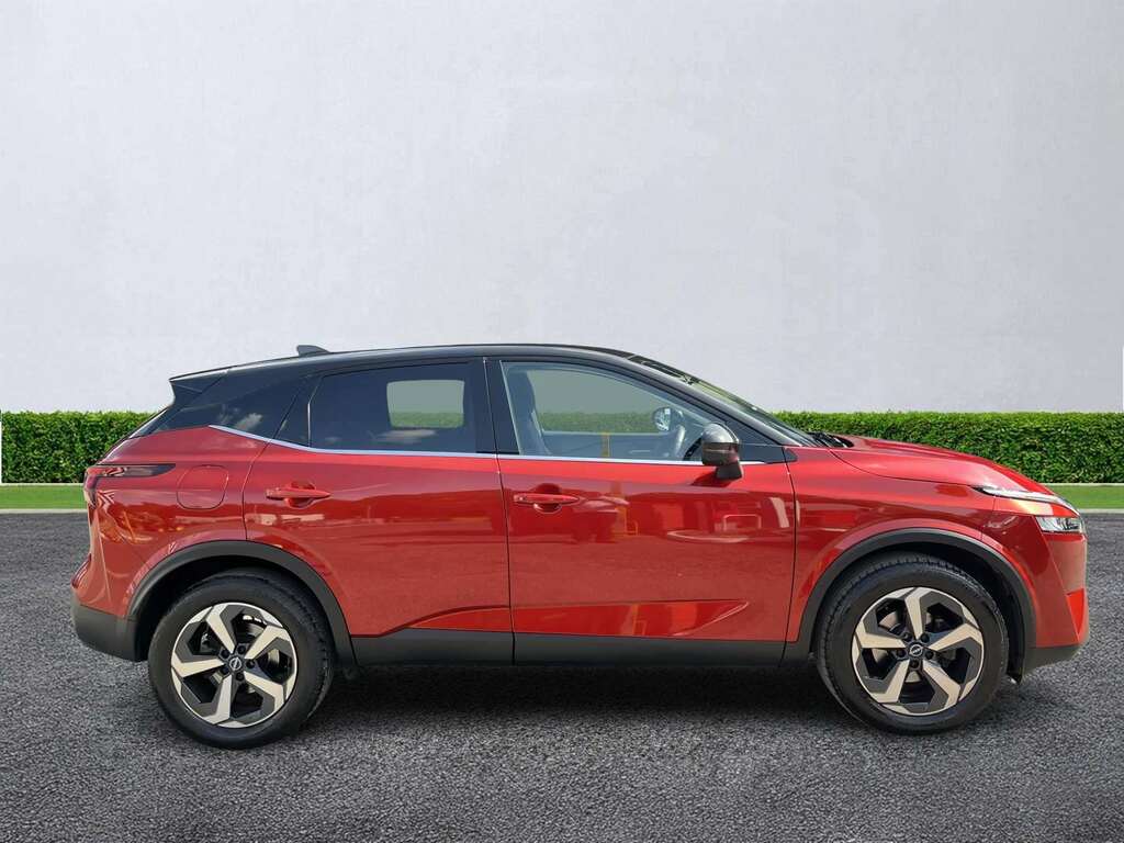 Nissan Qashqai 1.3 Dig-t Mh 158 N-connecta Xtronic Red #3