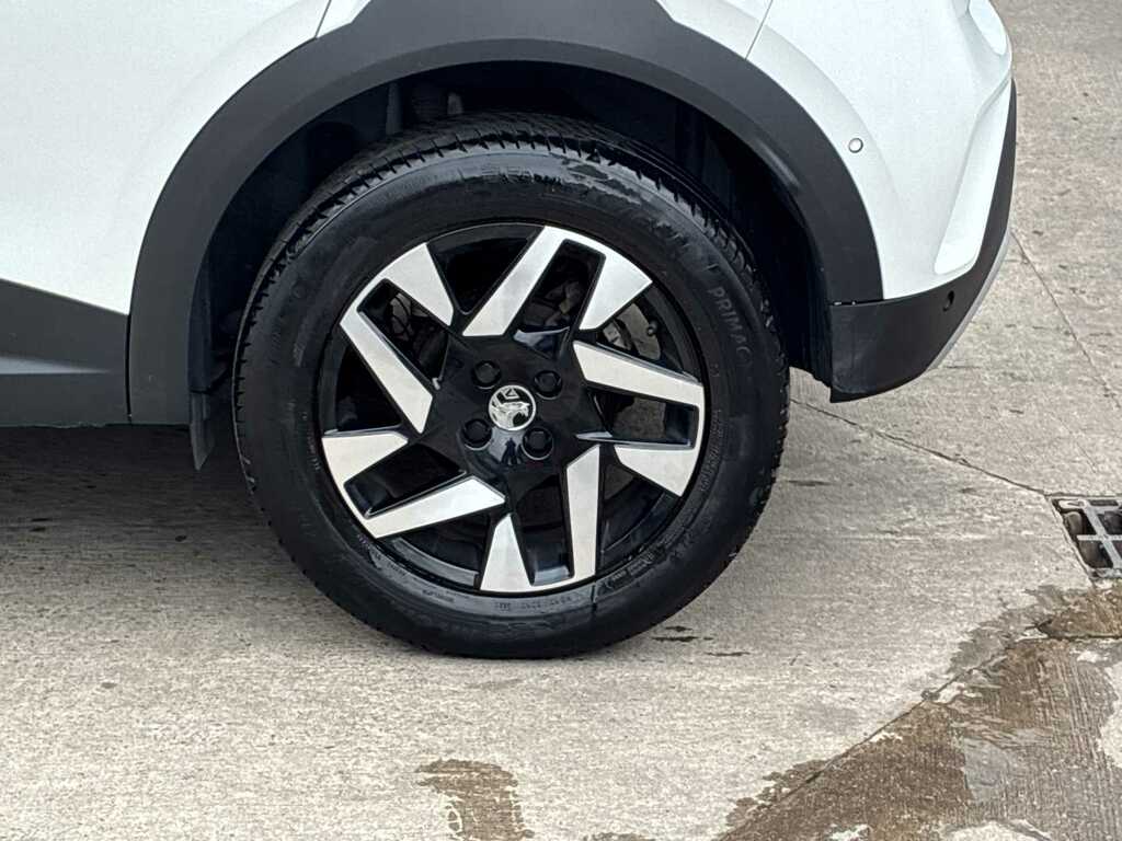 Vauxhall Mokka 1.2 Turbo 100 Elite Nav CX71XCD White #6