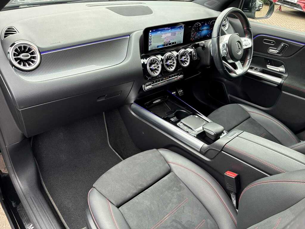 Mercedes-Benz GLA Class Gla 200 Amg Line Edition Plus Black #7