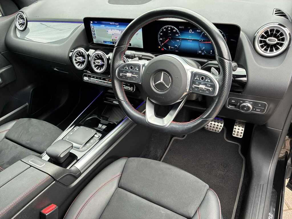 Mercedes-Benz GLA Class Gla 200 Amg Line Edition Plus Black #15