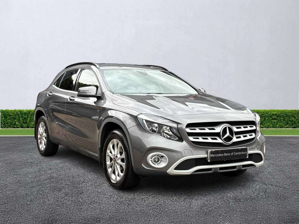 Mercedes-Benz GLA Class Gla 200D Se Grey