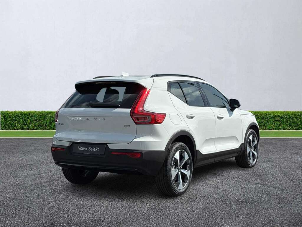 Volvo XC40 B4 P Ultra Bright Black #8