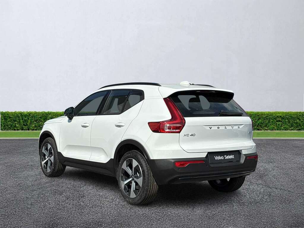 Volvo XC40 B4 P Ultra Bright Black #35