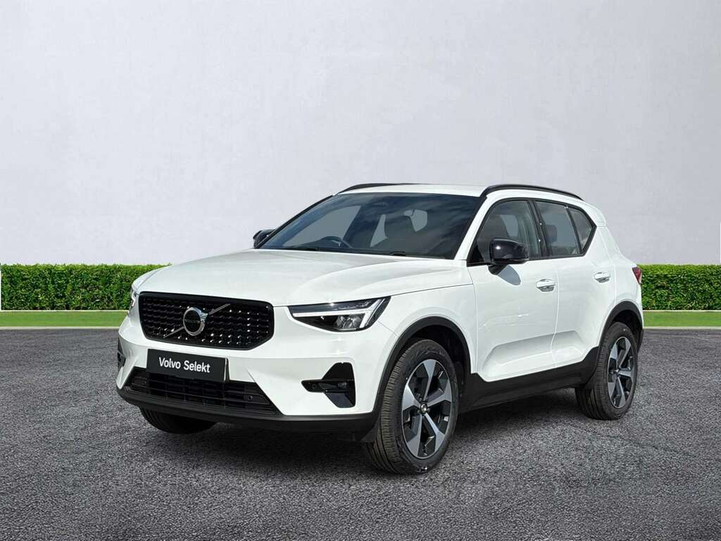Volvo XC40 B4 P Ultra Bright Black #14