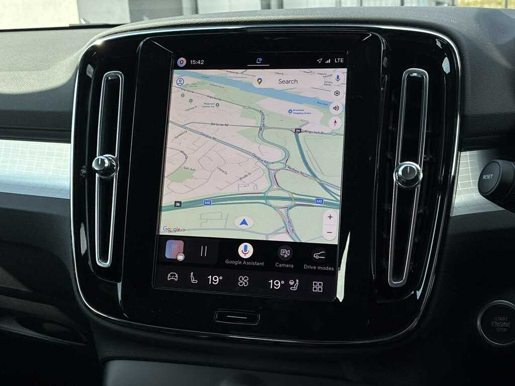 Volvo XC40 B4 P Ultra Bright Black #27
