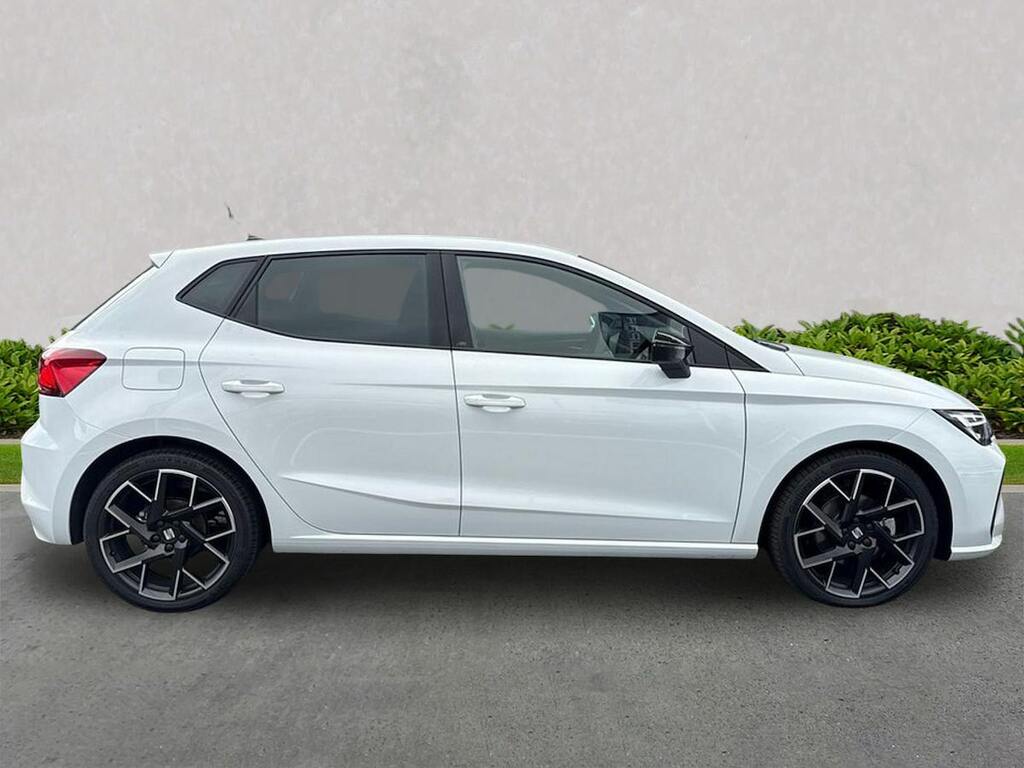 Seat Ibiza 1.0 Tsi 115 Fr Sport Dsg NL26RXB White #3