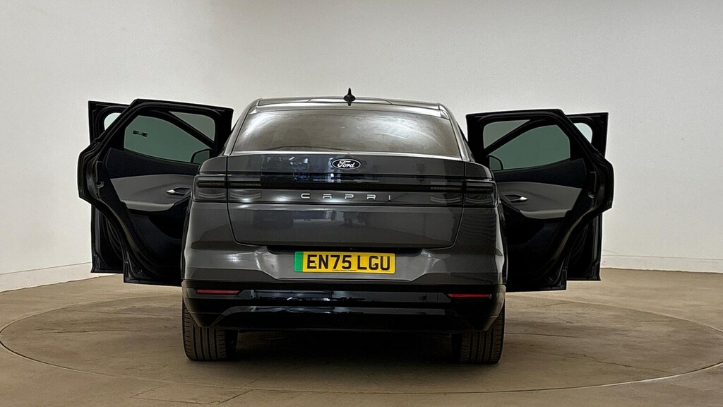 Ford Capri Extended Range 79Kwh Premium Suv Red #8