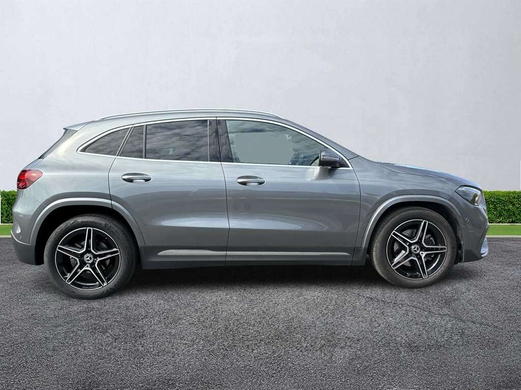 Mercedes-Benz GLA Class Gla 200 Amg Line Executive KW75WBD Grey #3