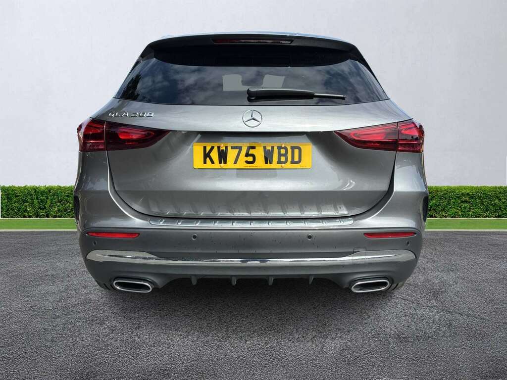 Mercedes-Benz GLA Class Gla 200 Amg Line Executive KW75WBD Grey #4
