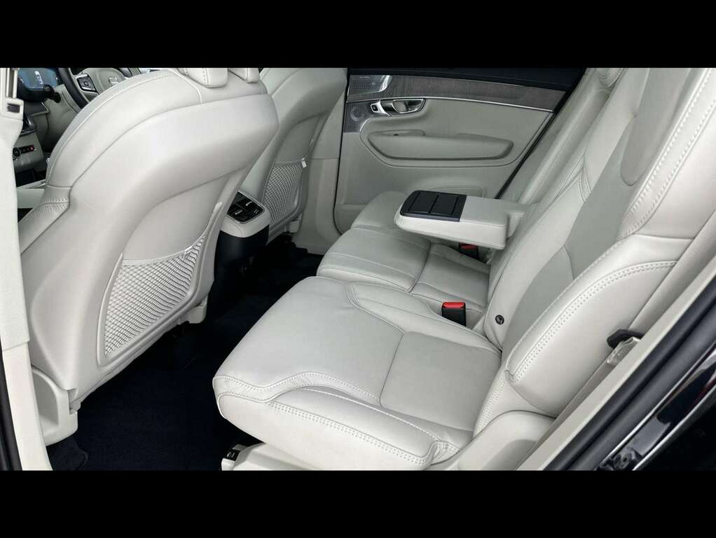Volvo XC90 Volvo Xc90 Plus Silver #12