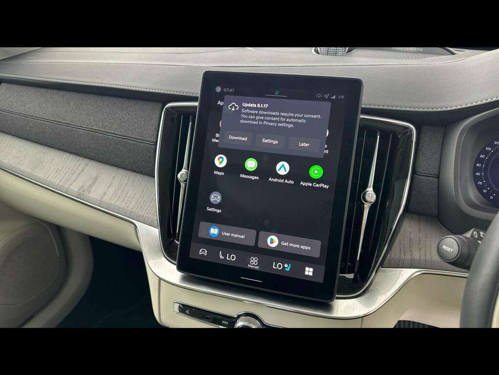 Volvo XC90 Volvo Xc90 Plus Silver #10