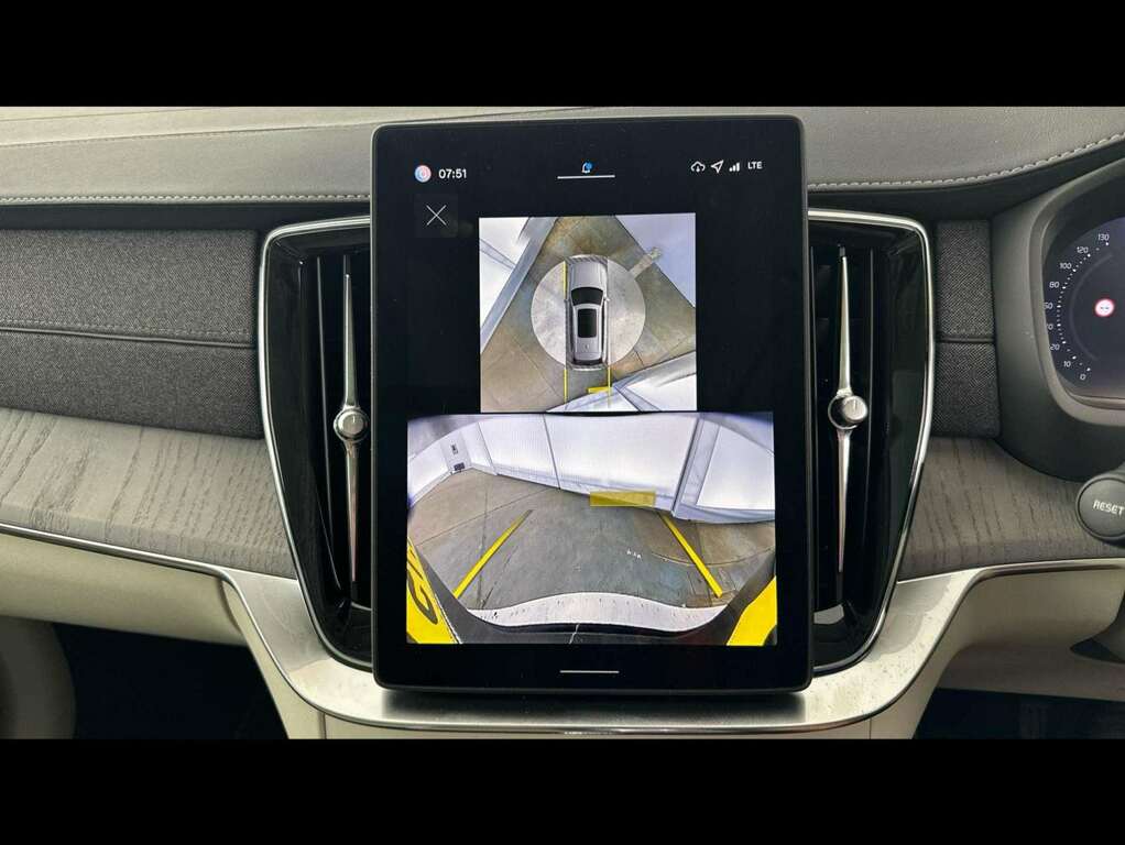 Volvo XC90 Volvo Xc90 Plus Silver #23