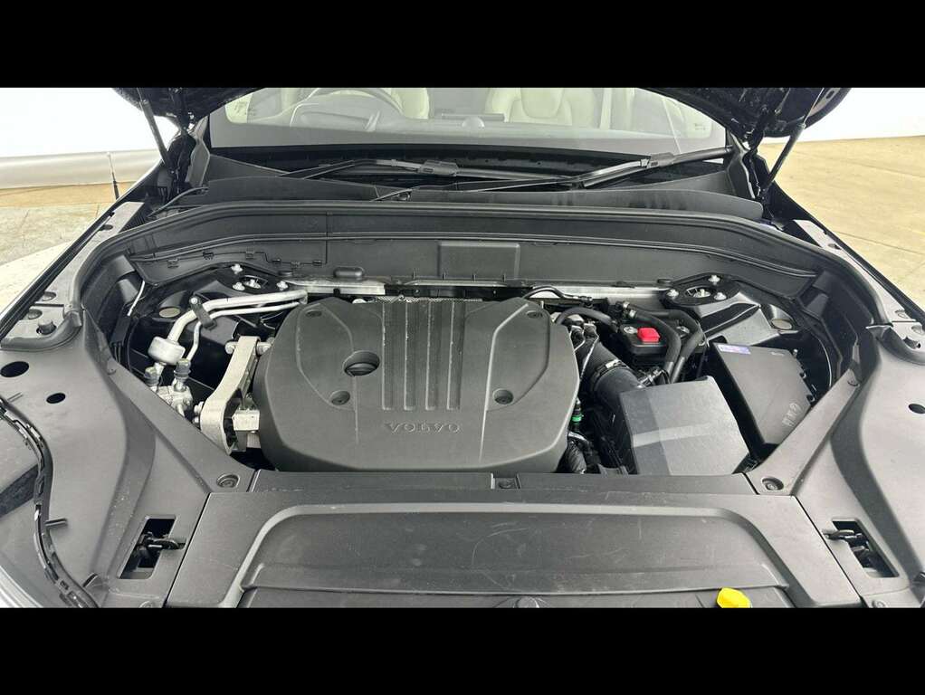 Volvo XC90 Volvo Xc90 Plus Silver #15