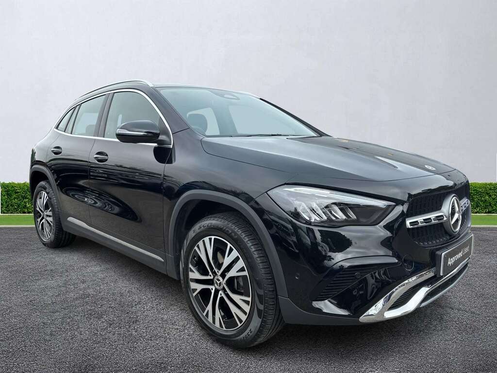 Mercedes-Benz GLA Class Gla 200D Sport Executive Black