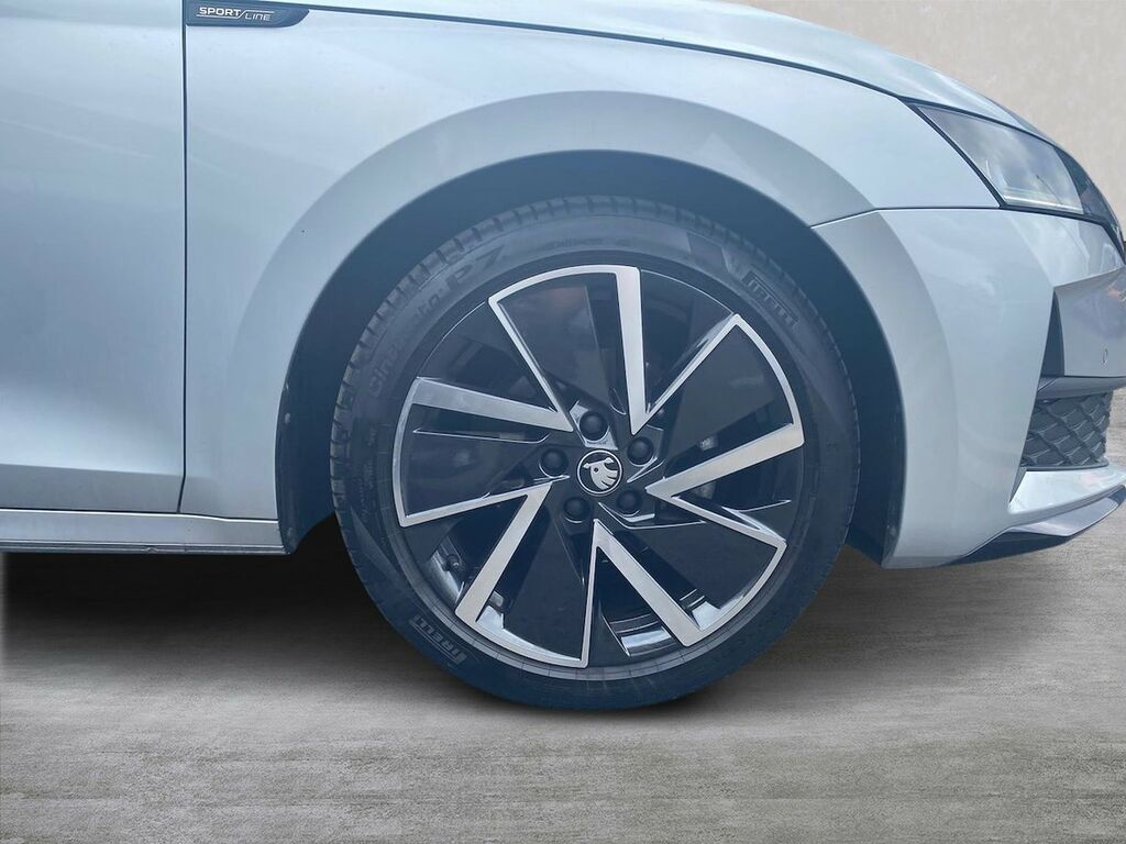 Skoda Octavia 1.5 Tsi E-tec Mhev Act Sportline Estate EK25YPA Silver #6