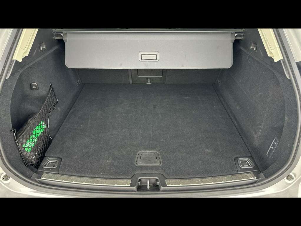 Volvo XC60 Ultra Black #11