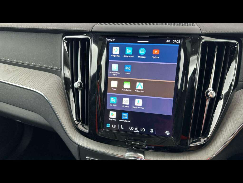 Volvo XC60 Ultra Black #12