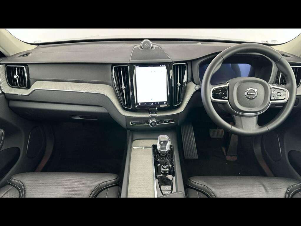 Volvo XC60 2.0 B5p Ultra Dark Awd Geartronic Silver #3