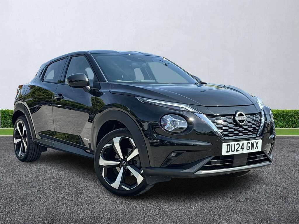 Nissan Juke 1.6 Hybrid Tekna DU24GWX Black