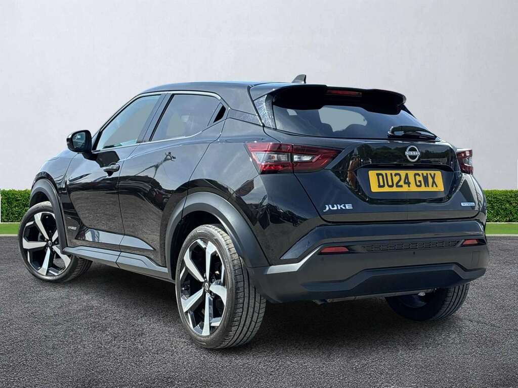 Nissan Juke 1.6 Hybrid Tekna DU24GWX Black #2