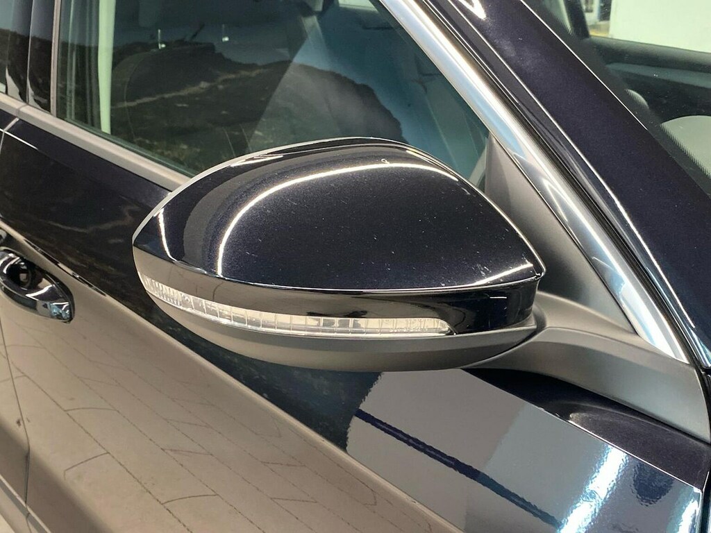 Volkswagen T-Roc Match Blue #33