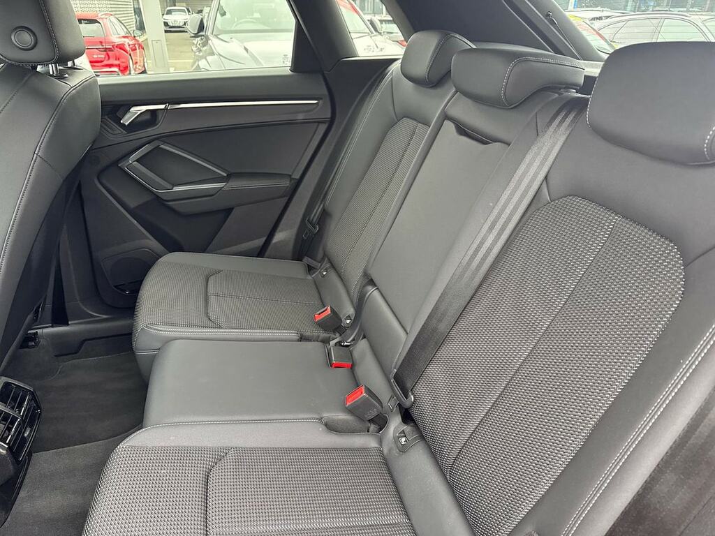Audi Q3 Q3 Black Edition 35 Tdi Blue #15