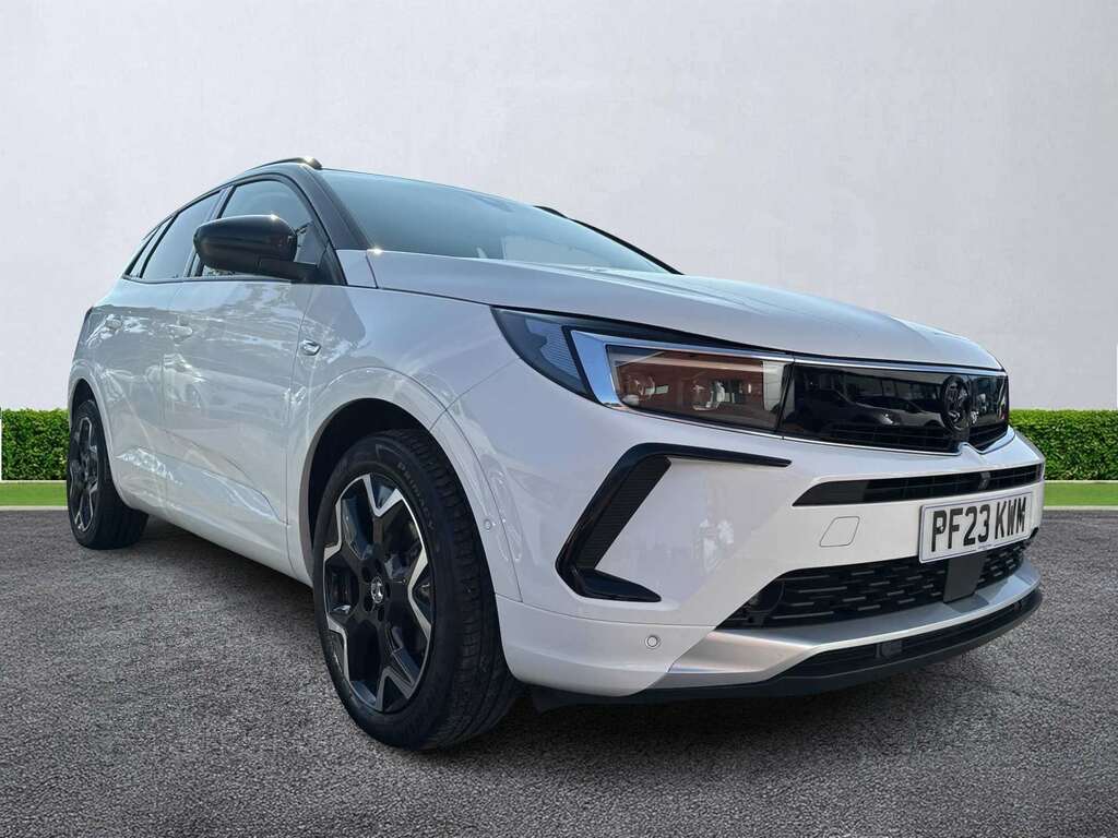 Vauxhall Grandland 1.2 Turbo Ultimate White