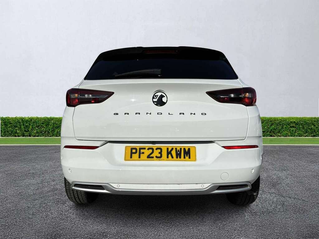 Vauxhall Grandland 1.2 Turbo Ultimate White #4