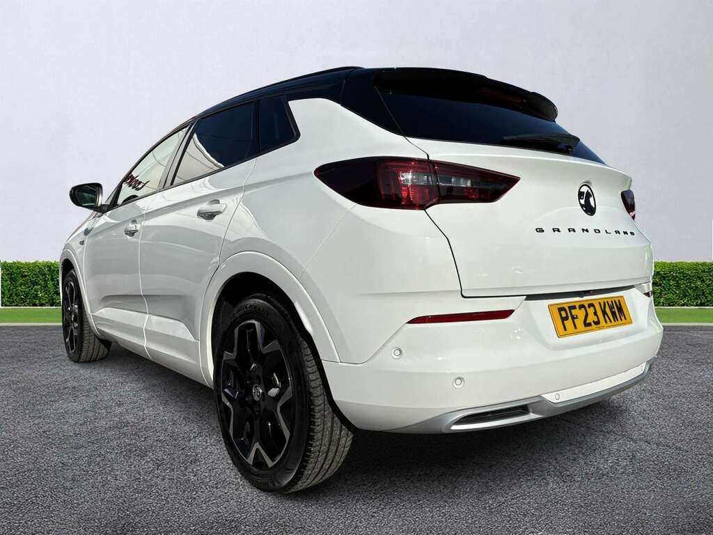 Vauxhall Grandland 1.2 Turbo Ultimate White #2