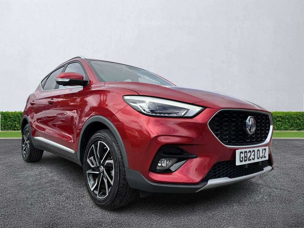 MG ZS 1.5 Vti-tech Exclusive Red