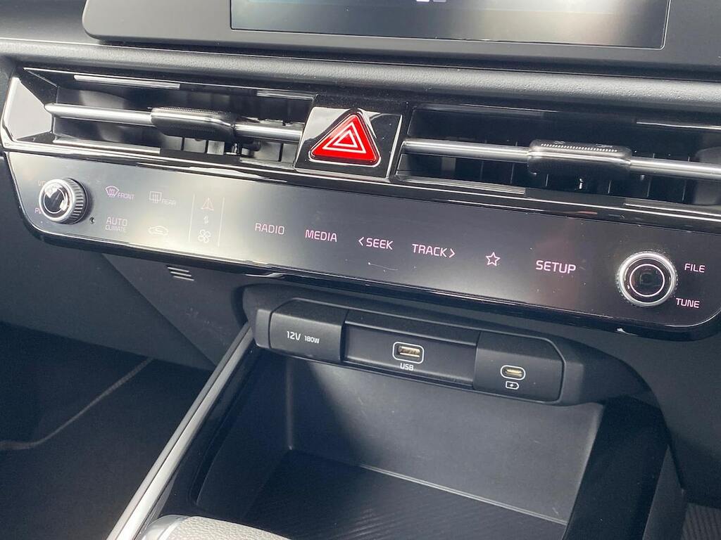Kia Niro 1.6H Gdi 3 Red #12