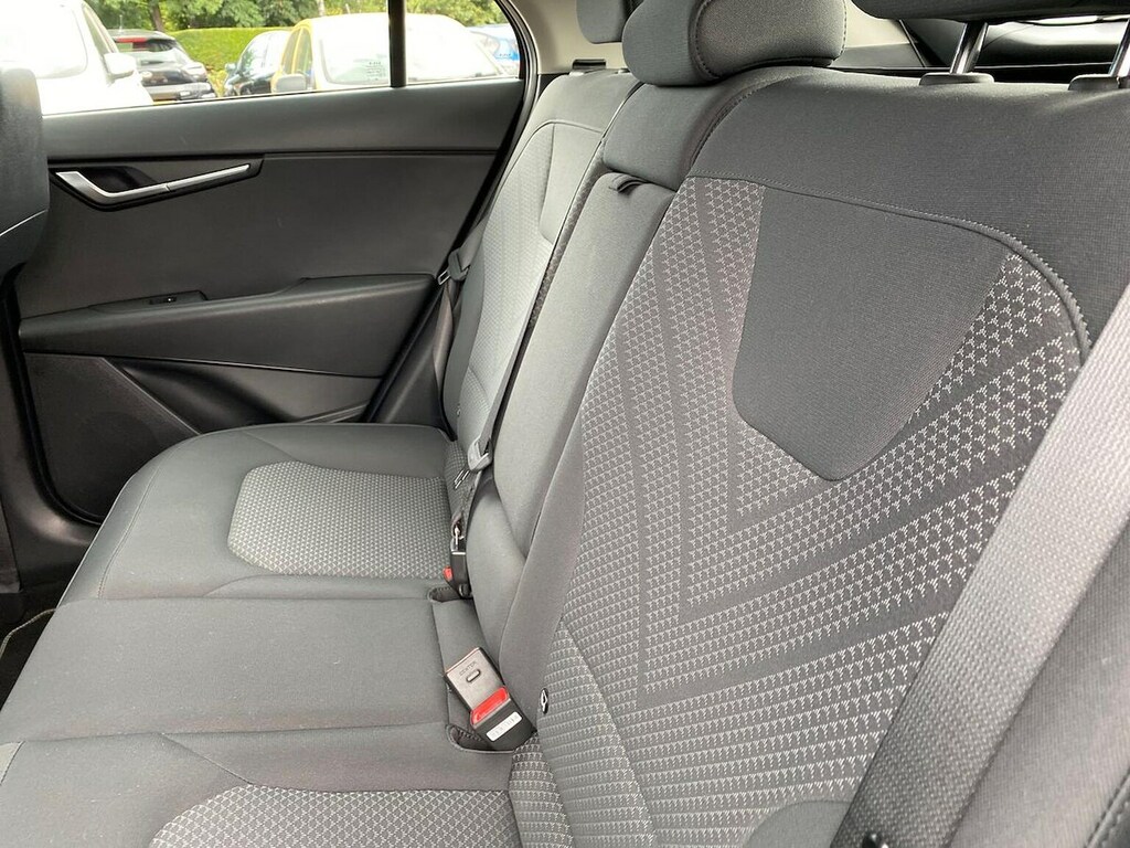 Kia Niro 1.6H Gdi 3 Red #16