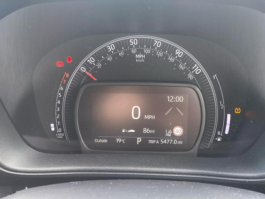 Toyota Aygo X Edge Automatic Green #10