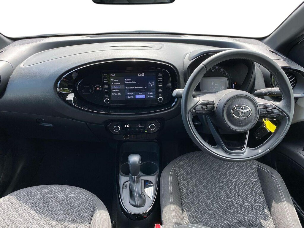 Toyota Aygo X Edge Automatic Green #8