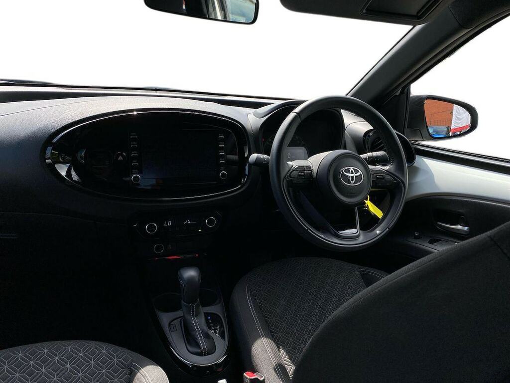 Toyota Aygo X Edge Automatic Green #7